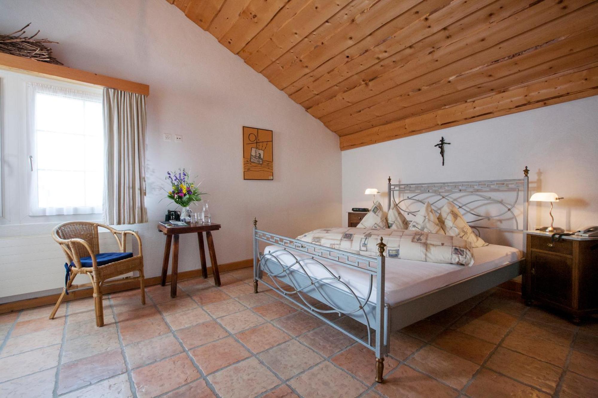 Hotel Arkanum Salgesch ภายนอก รูปภาพ