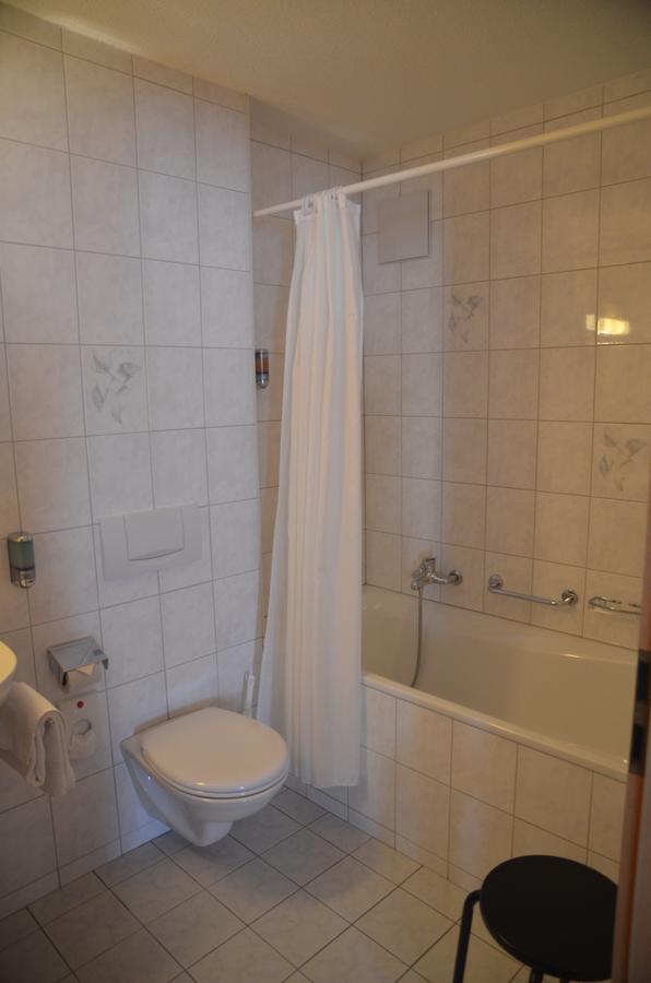 Hotel Arkanum Salgesch ภายนอก รูปภาพ